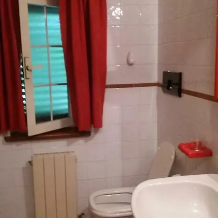 Casa Con Giardino Semesterbostad Pescasseroli