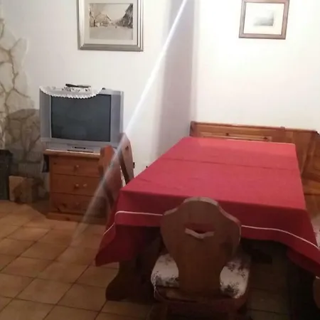 Casa Con Giardino
