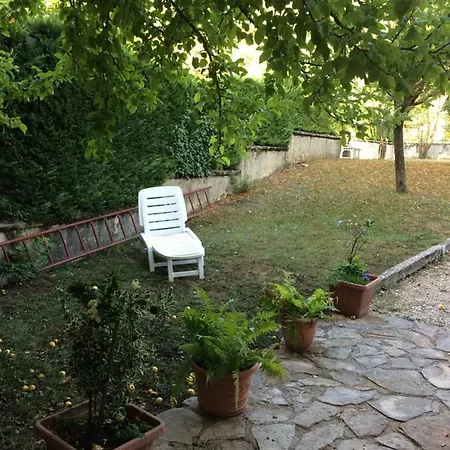 Casa Con Giardino Pescasseroli