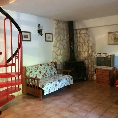 Casa Con Giardino